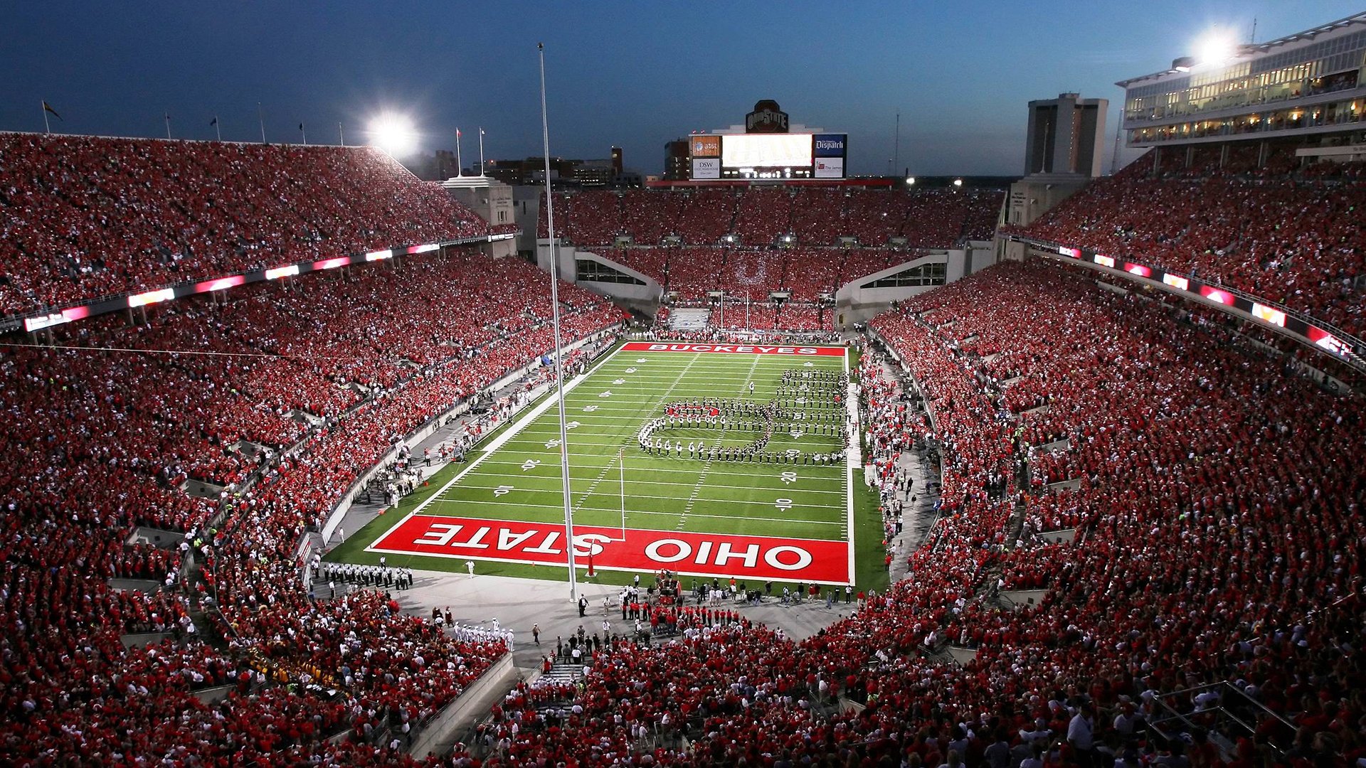 【本垒打的奥秘】如何准确击中高远球?技巧与规则解读,击打高远球最佳落点